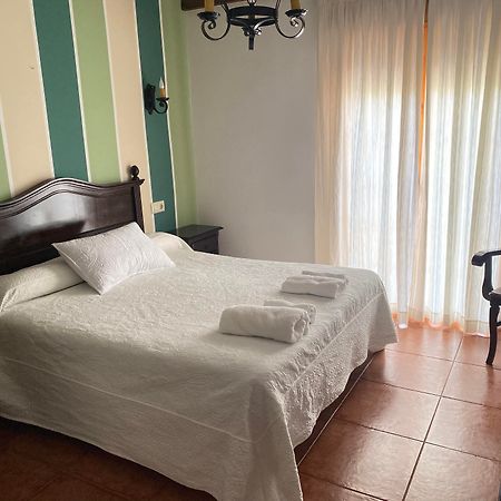 Hostal El Descanso Del Emperador Jarandilla de la Vera Eksteriør bilde